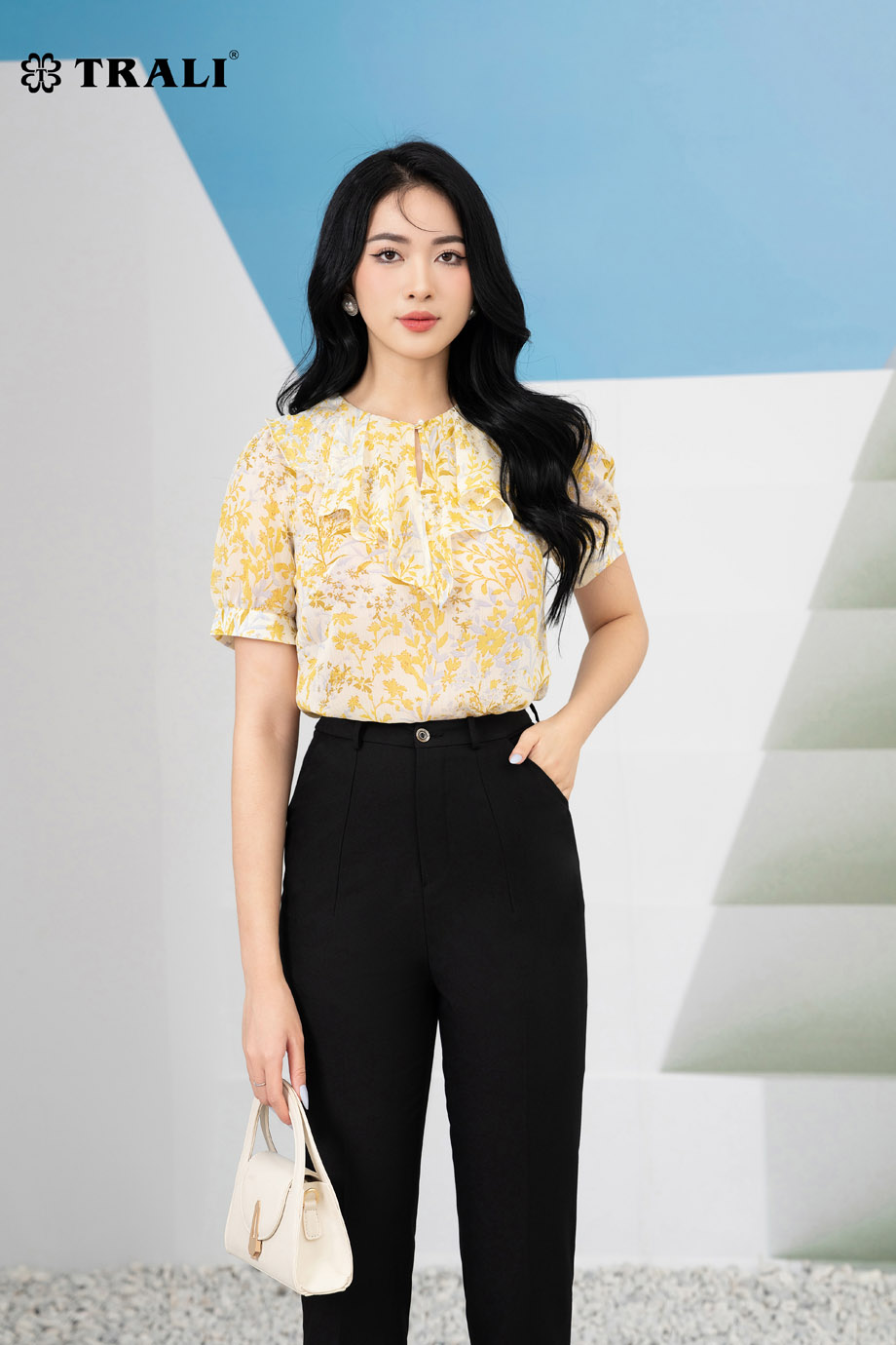 Mua Áo vest nữ màu đen TRALI 15064 Tiki #4 Mua Áo vest nữ màu đen TRALI 15064 Tiki